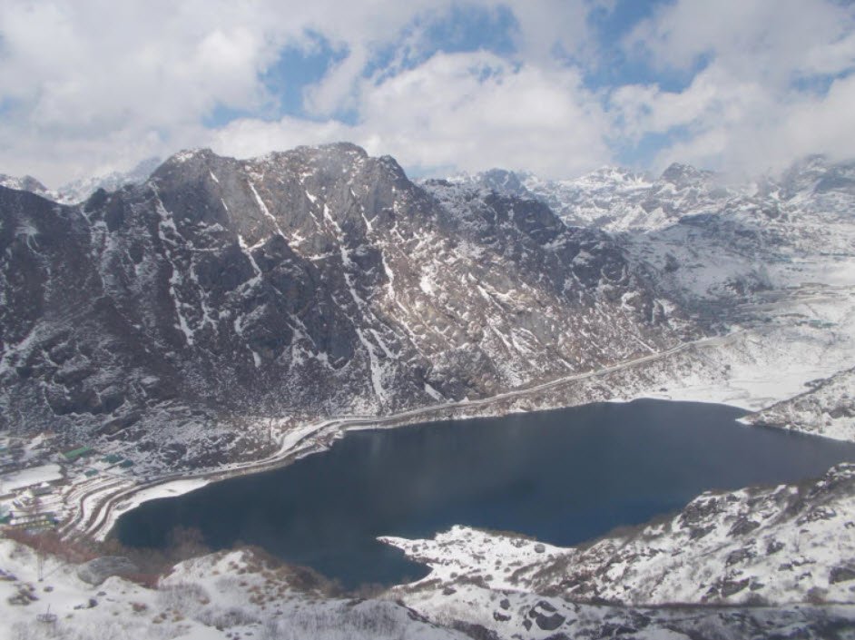 Samiti Lake, West Sikkim, Sikkim - Vushii.com Samiti Lake, West Sikkim, Sikkim - Vushii.com